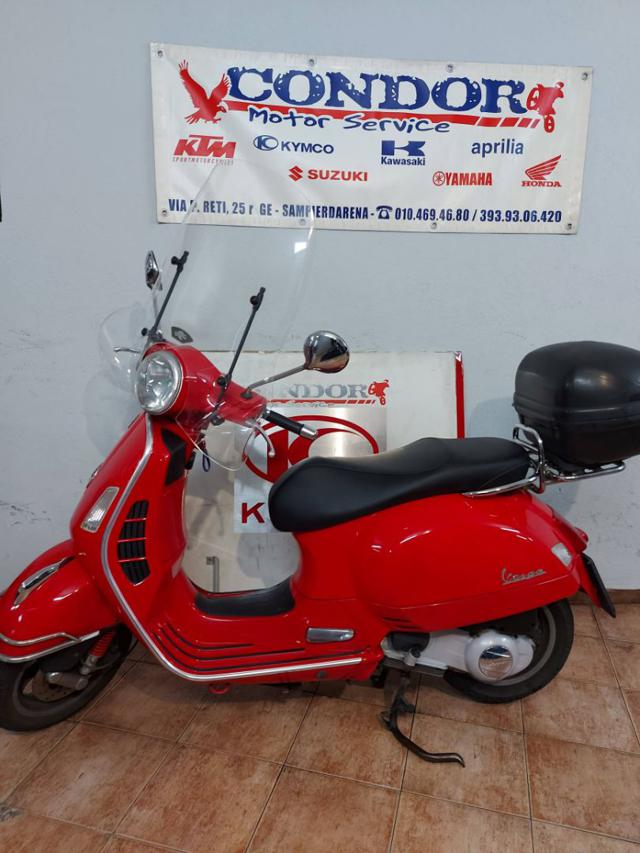 PIAGGIO Vespa GTS 250 Rosso metallizzato