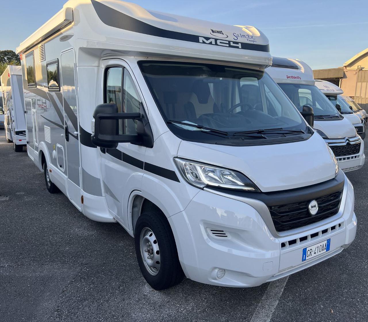 Camper semintegrale, McLouis