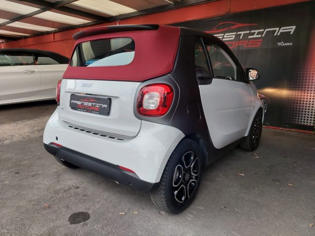 SMART ForTwo Bianco pastello