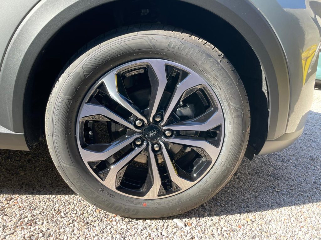 FORD Puma 1.0 EcoBoost Hybrid 125 CV S&S aut. Titanium - 16