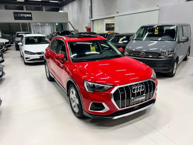 AUDI Q3 Rosso pastello