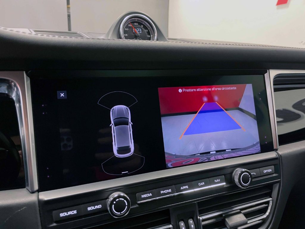 PORSCHE Macan 3.0 S 354cv PDK - 21 GTS - PASM - ION - FULL - 27