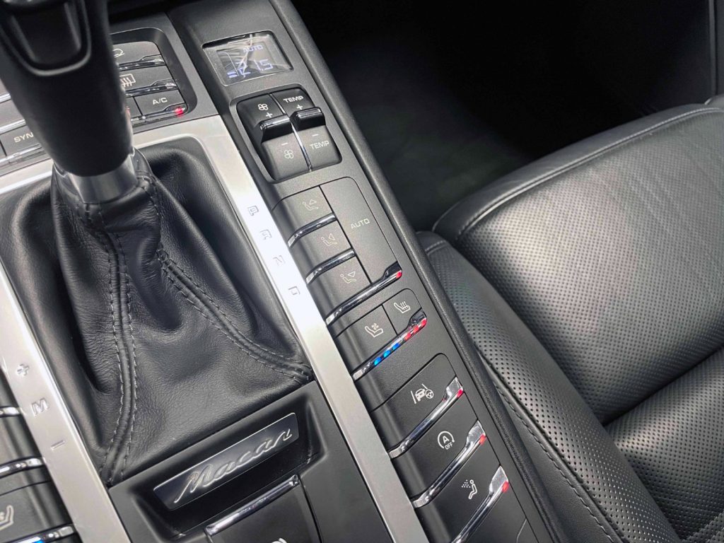 PORSCHE Macan 3.0 S 354cv PDK - 21 GTS - PASM - ION - FULL - 46