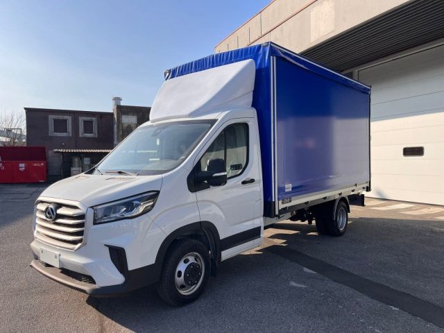 MAXUS Deliver 9 Bianco pastello