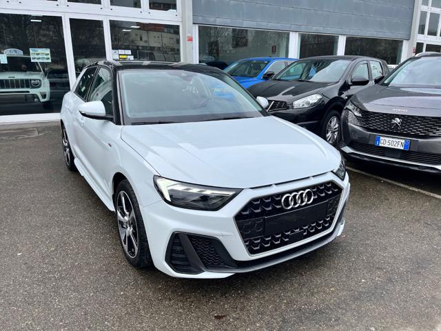 AUDI A1 Bianco pastello