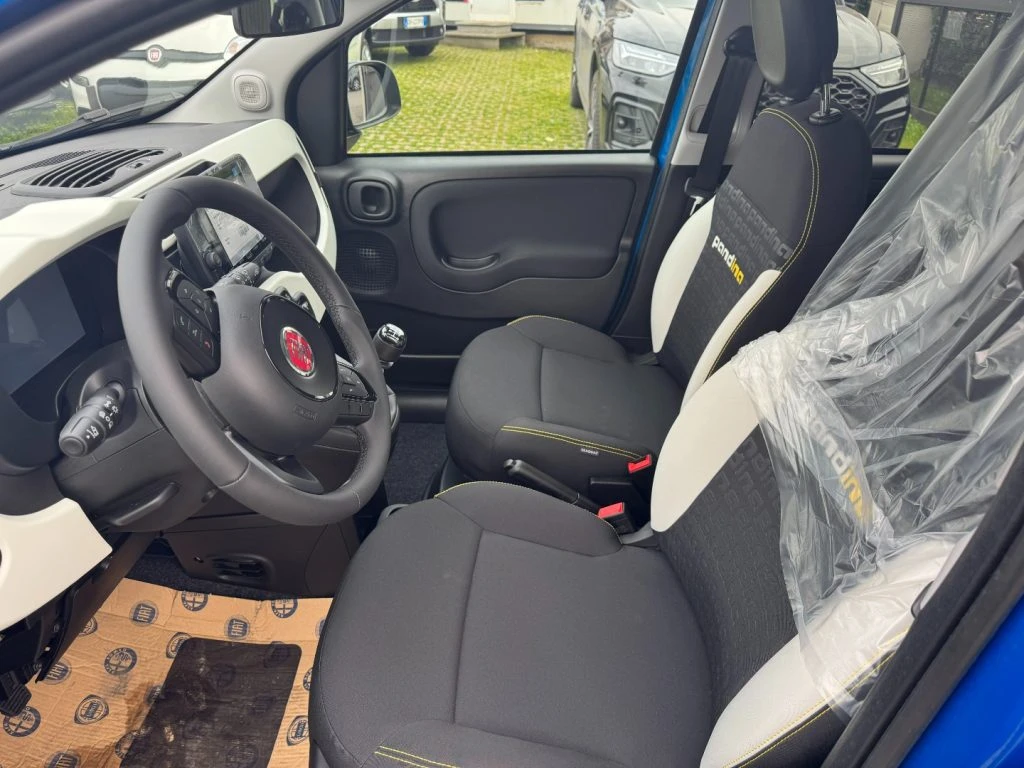 FIAT Panda 1.0 FireFly S&S Hybrid Pandina ITA NO VINCOLI KM0 - 8
