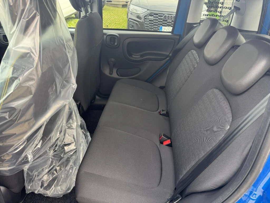 FIAT Panda 1.0 FireFly S&S Hybrid Pandina ITA NO VINCOLI KM0 - 14
