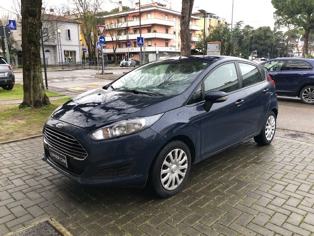 FORD Fiesta Blu pastello