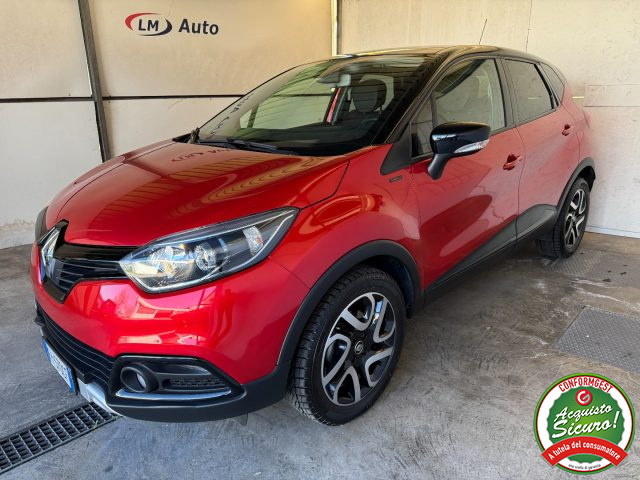 RENAULT Captur Rosso perlato