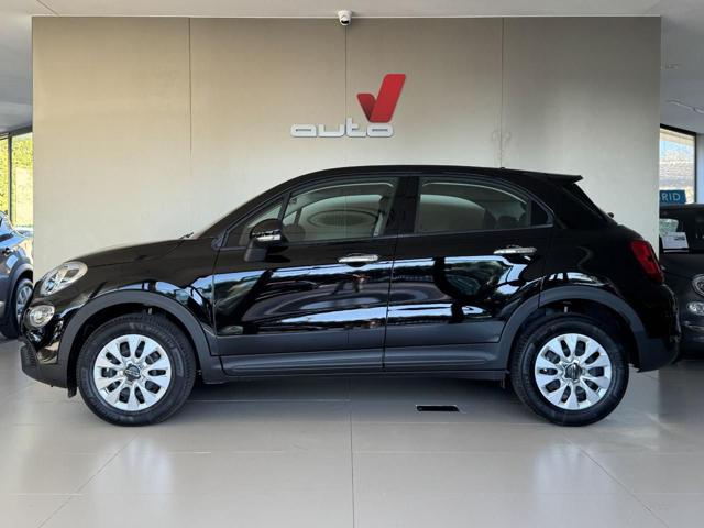 FIAT 500X Nero pastello