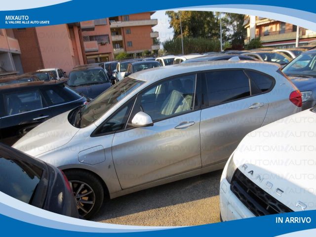 BMW 225 Argento metallizzato