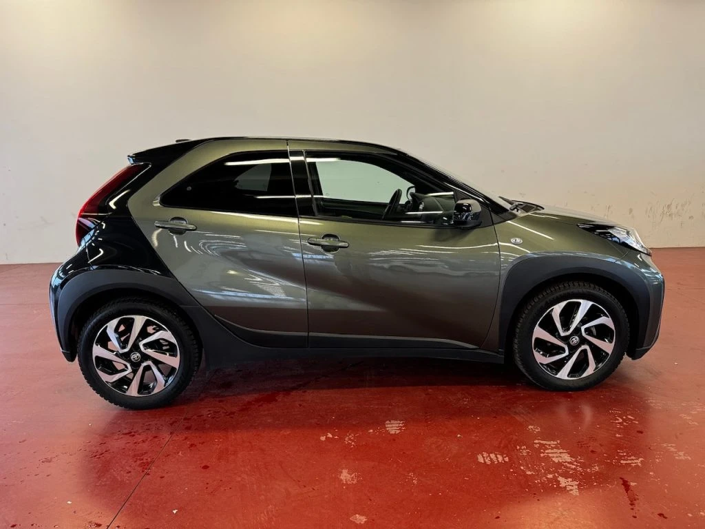 TOYOTA Aygo X 1.0 Trend 72cv - Grid Foto 7