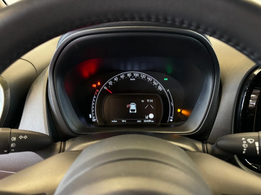 TOYOTA Aygo X 1.0 Trend 72cv - Grid Foto 13