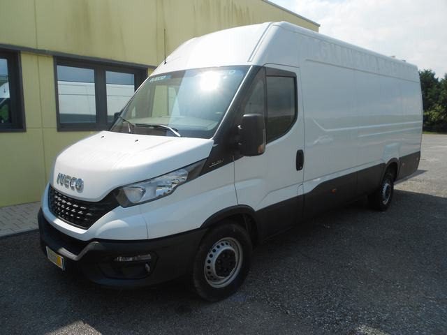 IVECO  Bianco pastello