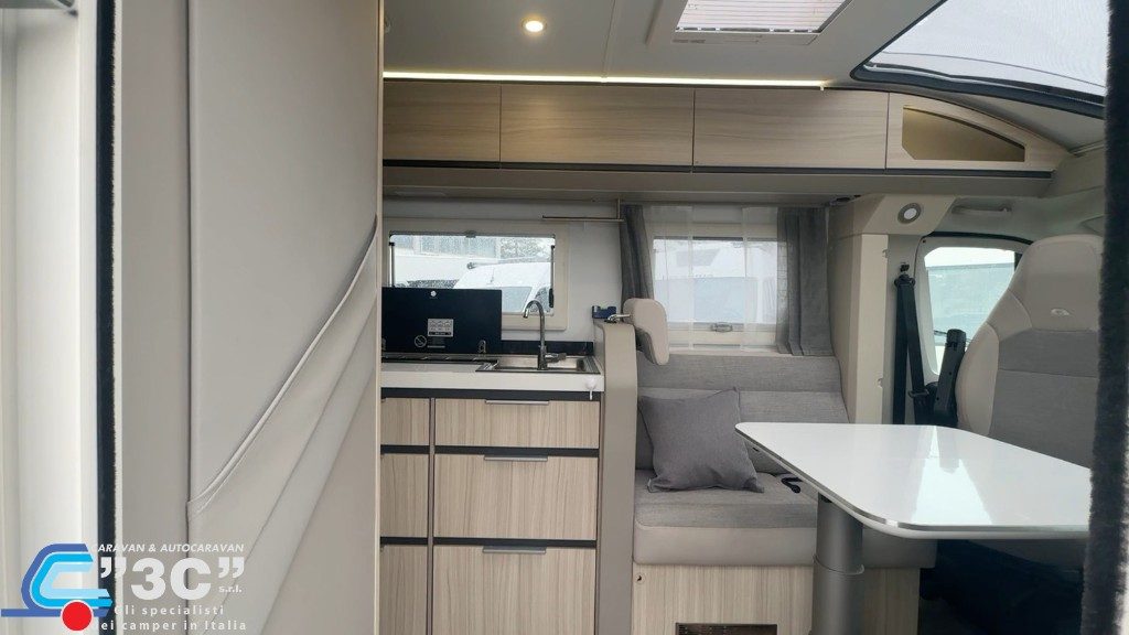 Adria Compact DL Axess