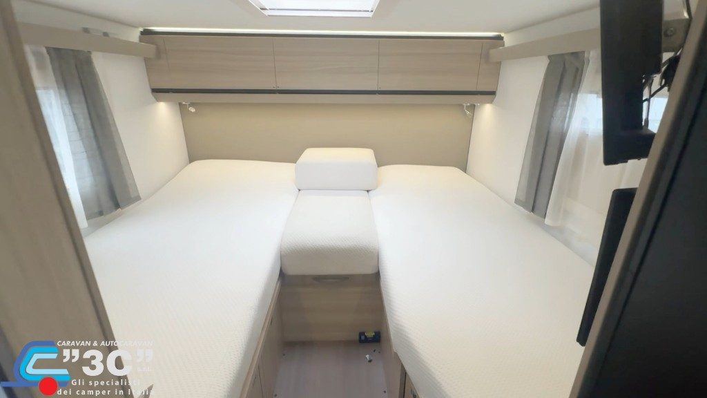 Adria Compact DL Axess
