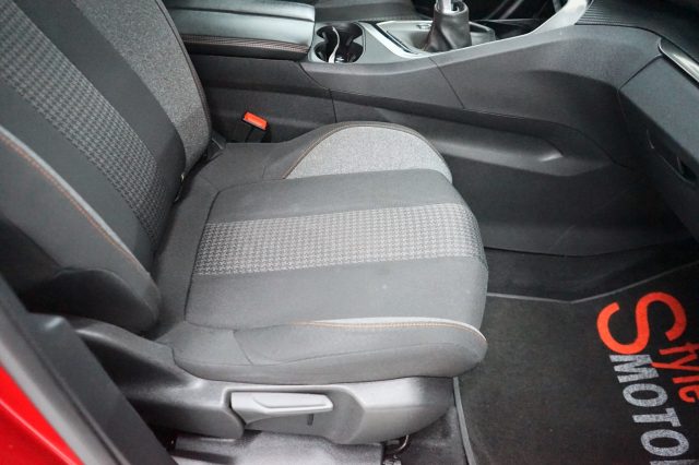PEUGEOT 3008 36