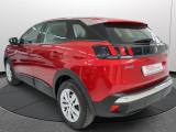 PEUGEOT 3008 1 thumb