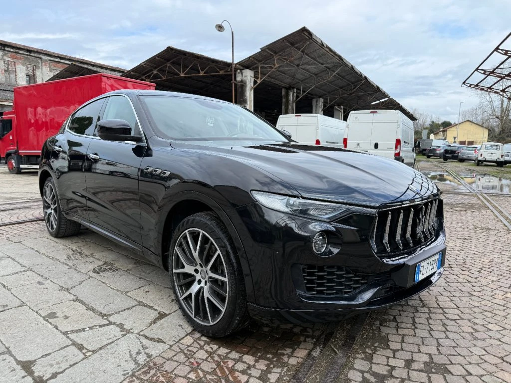 MASERATI Levante V6 Diesel 275 CV AWD - 2