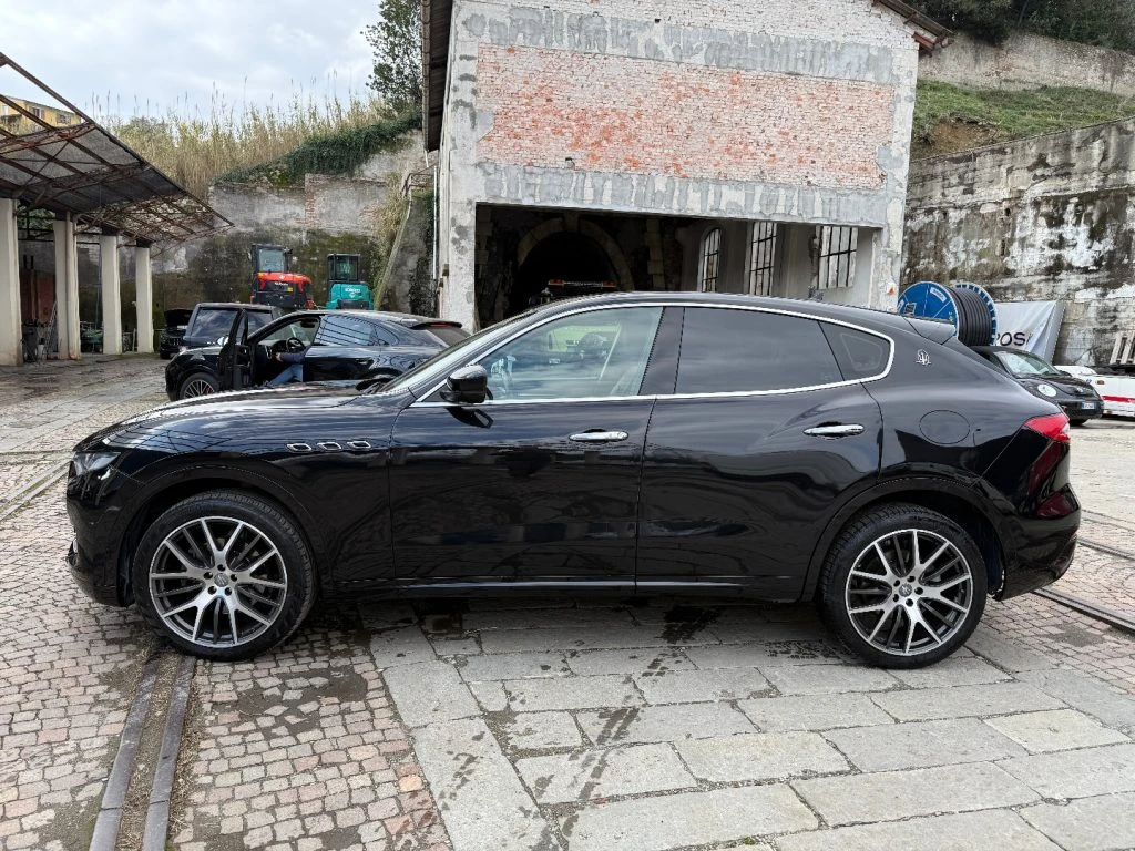 MASERATI Levante V6 Diesel 275 CV AWD - 5