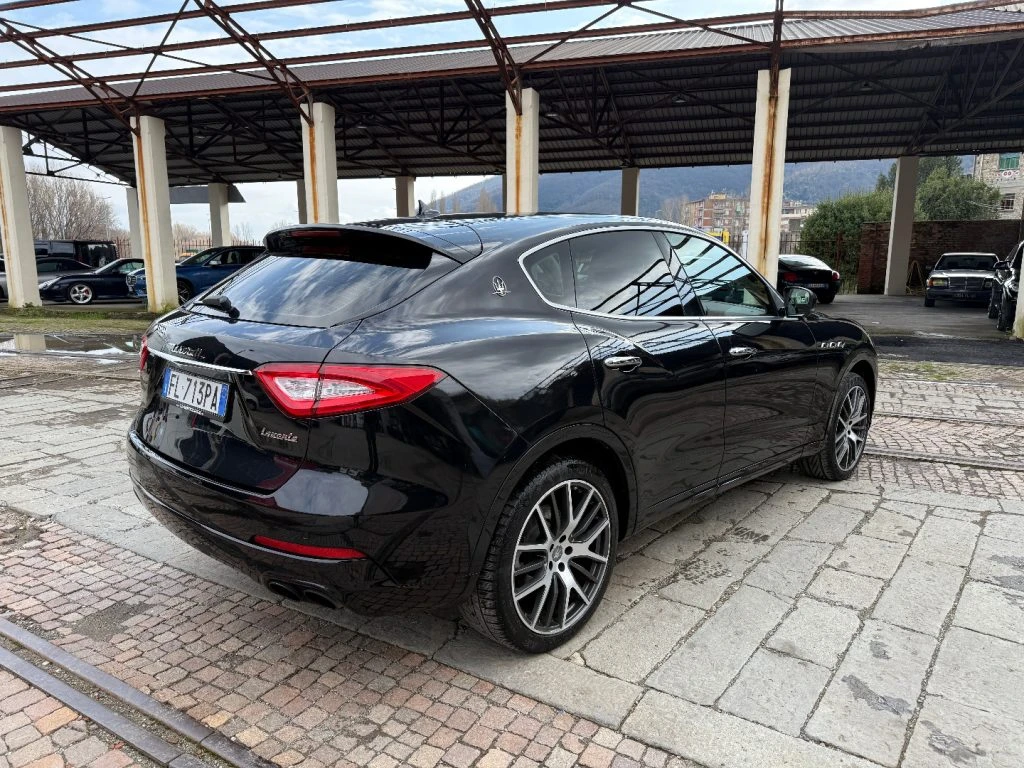 MASERATI Levante V6 Diesel 275 CV AWD - 8