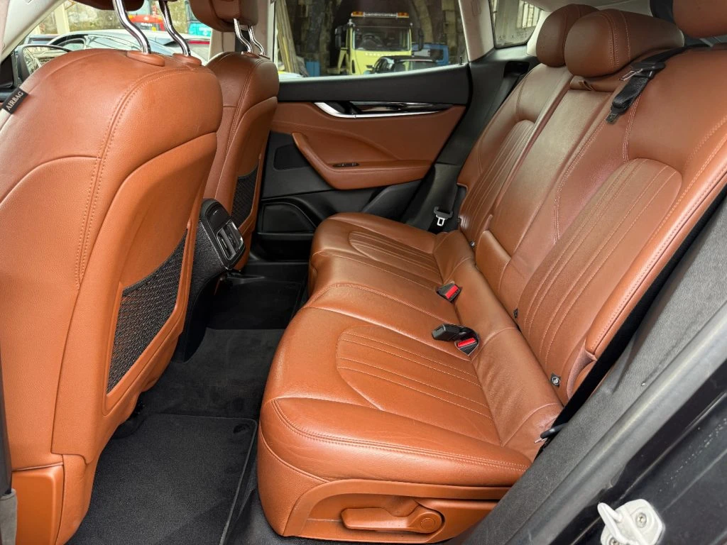 MASERATI Levante V6 Diesel 275 CV AWD - 15