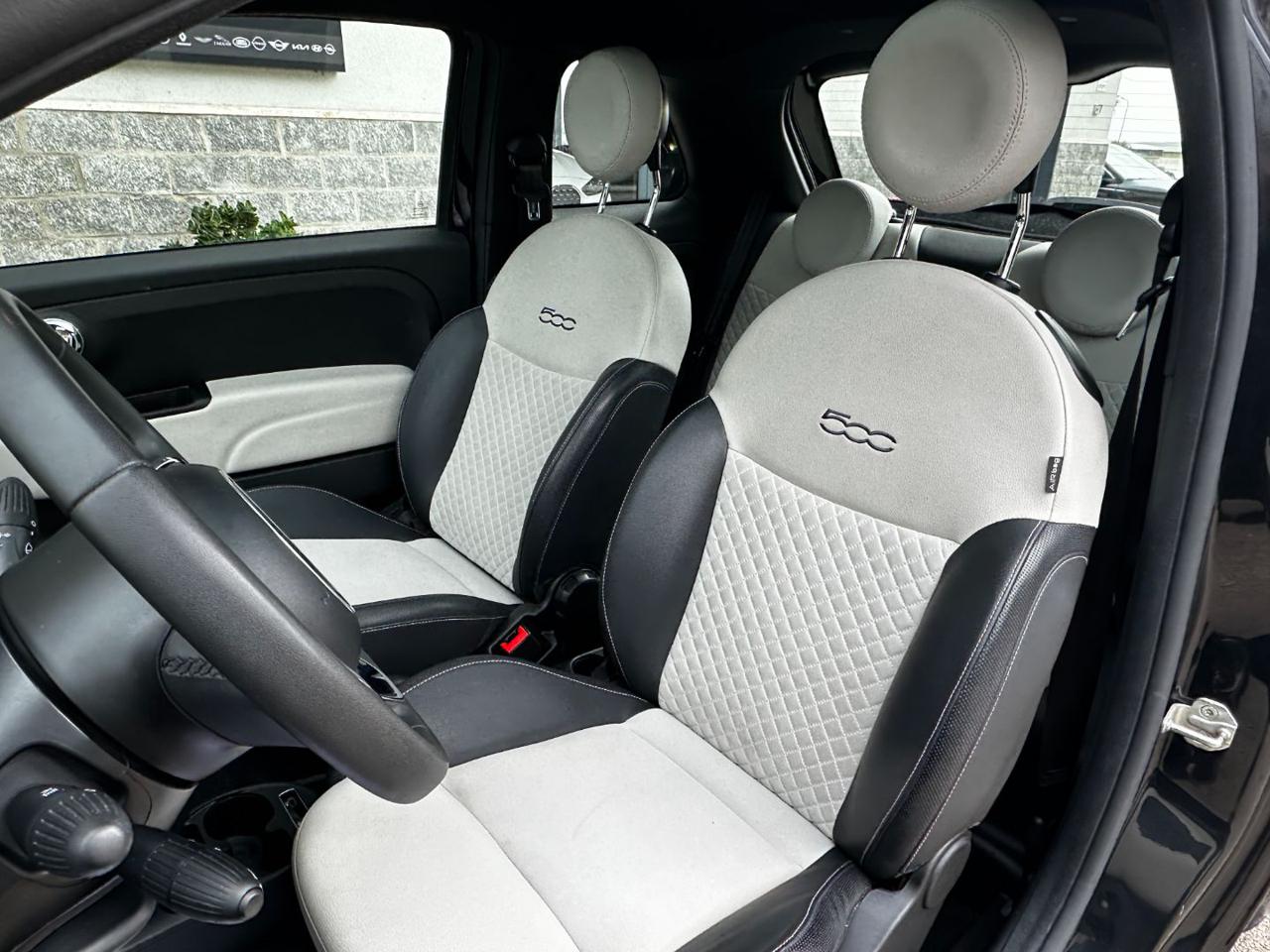 FIAT 500 1.0 Hybrid Dolcevita (Tetto/UConnect/) - 23