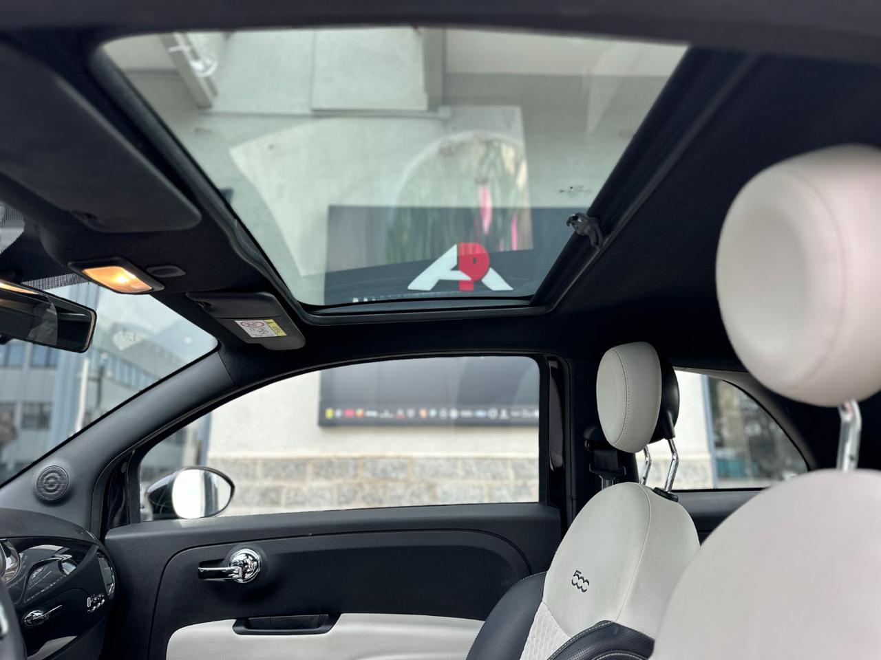 FIAT 500 1.0 Hybrid Dolcevita (Tetto/UConnect/) - 9