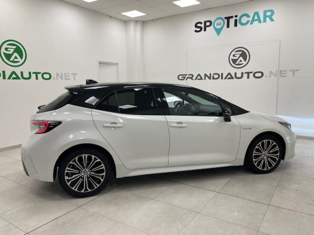 TOYOTA Corolla XII -  1.8h Business cvt - 5