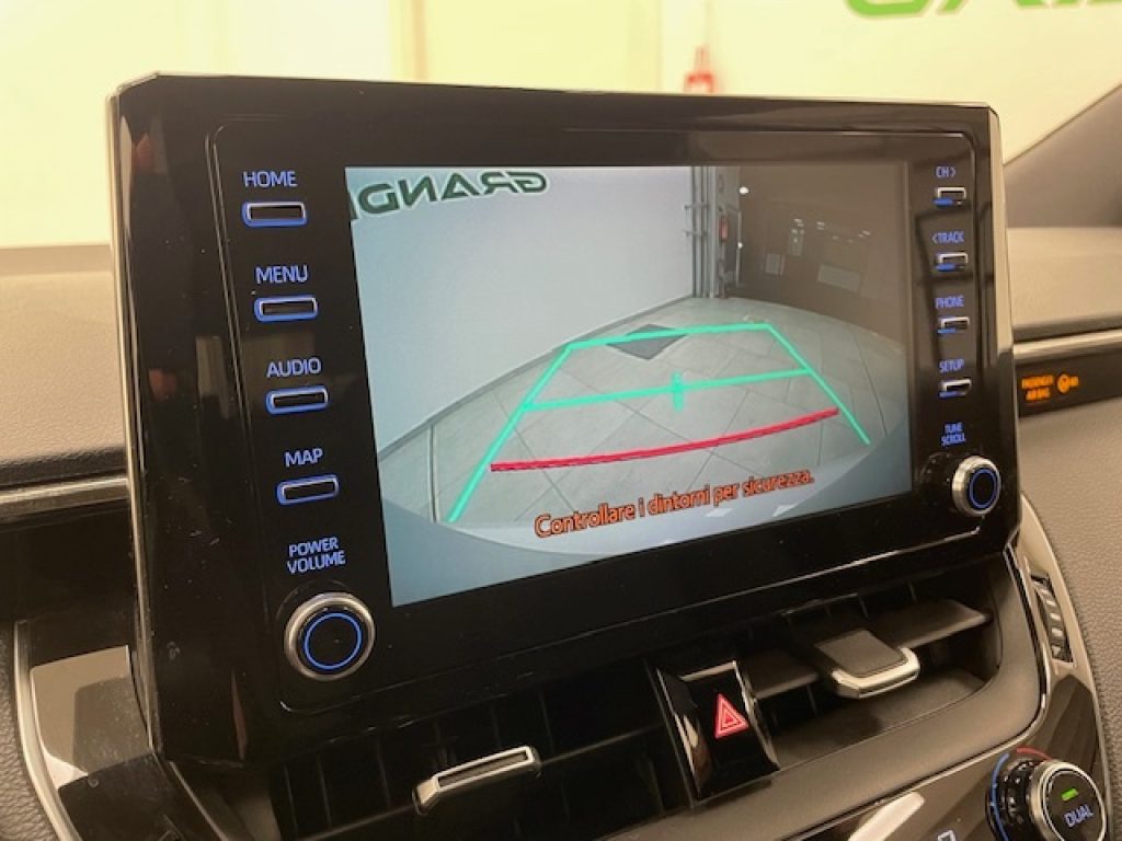 TOYOTA Corolla XII -  1.8h Business cvt - 10