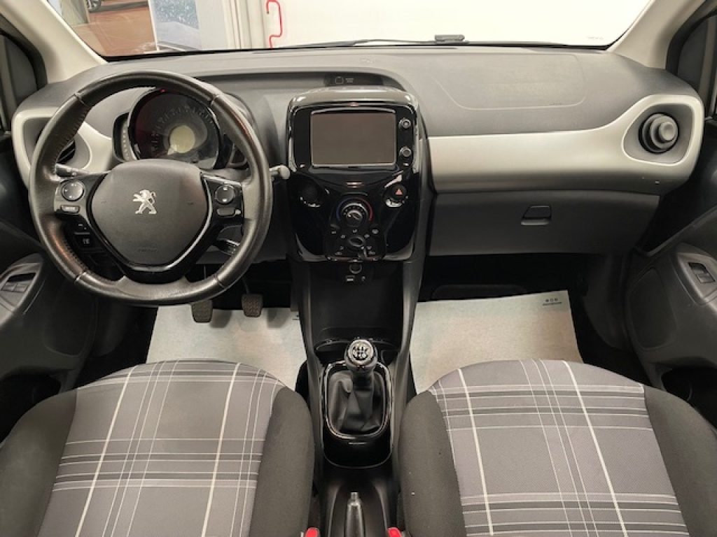 PEUGEOT 108 -  5p 1.0 vti Collection - 8
