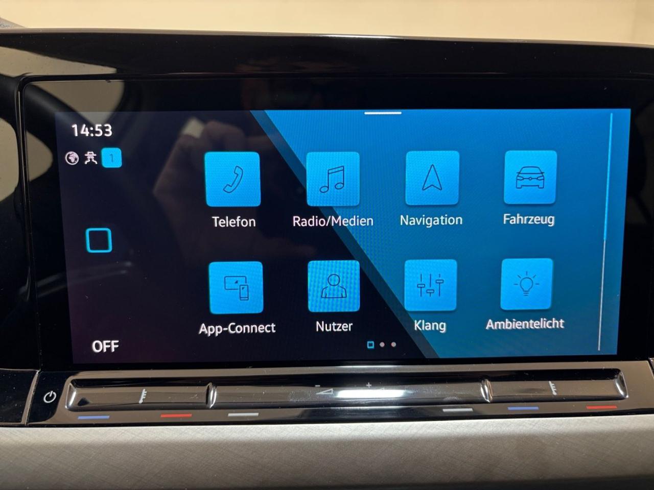 VOLKSWAGEN Golf 1.5 TSI EVO Life - 9