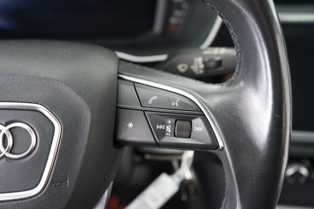 AUDI Q3 48