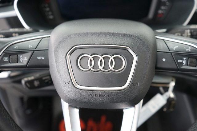 AUDI Q3 49