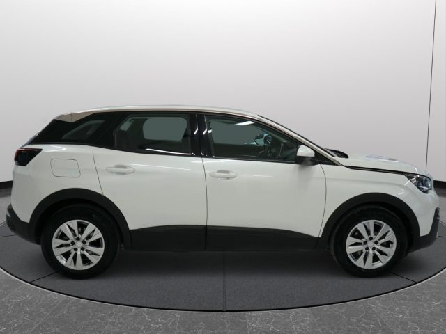 PEUGEOT 3008 26