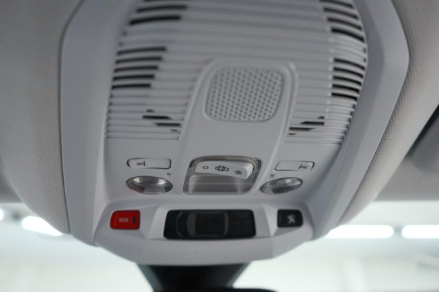 PEUGEOT 3008 50