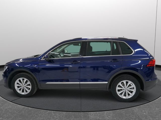 VOLKSWAGEN Tiguan 21