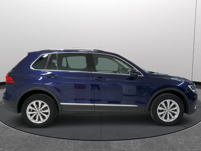 VOLKSWAGEN Tiguan 25