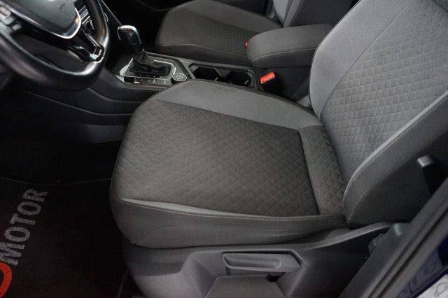 VOLKSWAGEN Tiguan 34