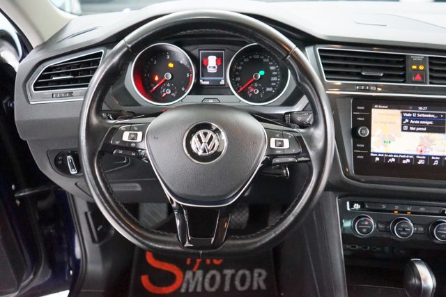 VOLKSWAGEN Tiguan 52