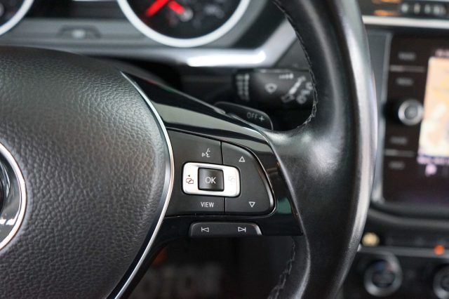 VOLKSWAGEN Tiguan 54