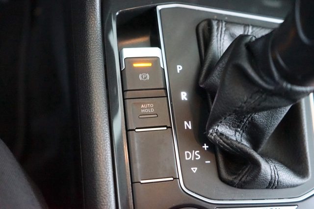 VOLKSWAGEN Tiguan 60