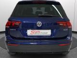 VOLKSWAGEN Tiguan 23 thumb