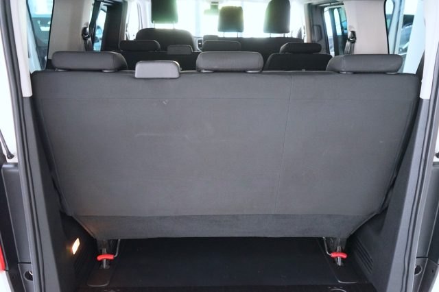 PEUGEOT Traveller 33