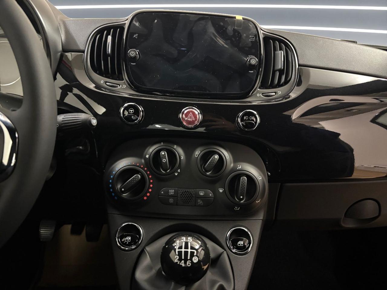 FIAT 500 1.0 Hybrid - 8