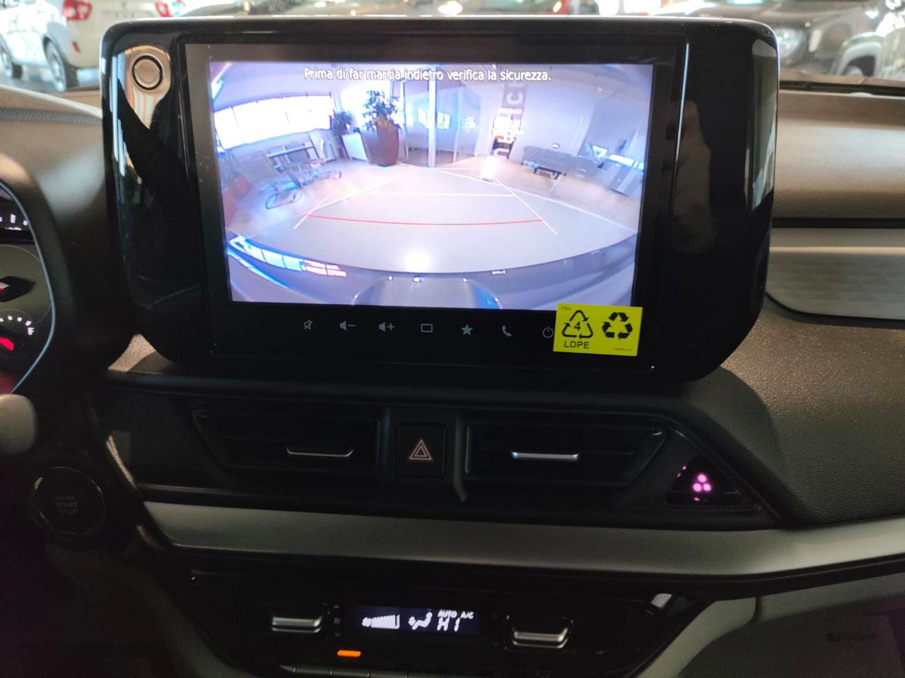 SUZUKI Swift 1.2 Hybrid Top - 15