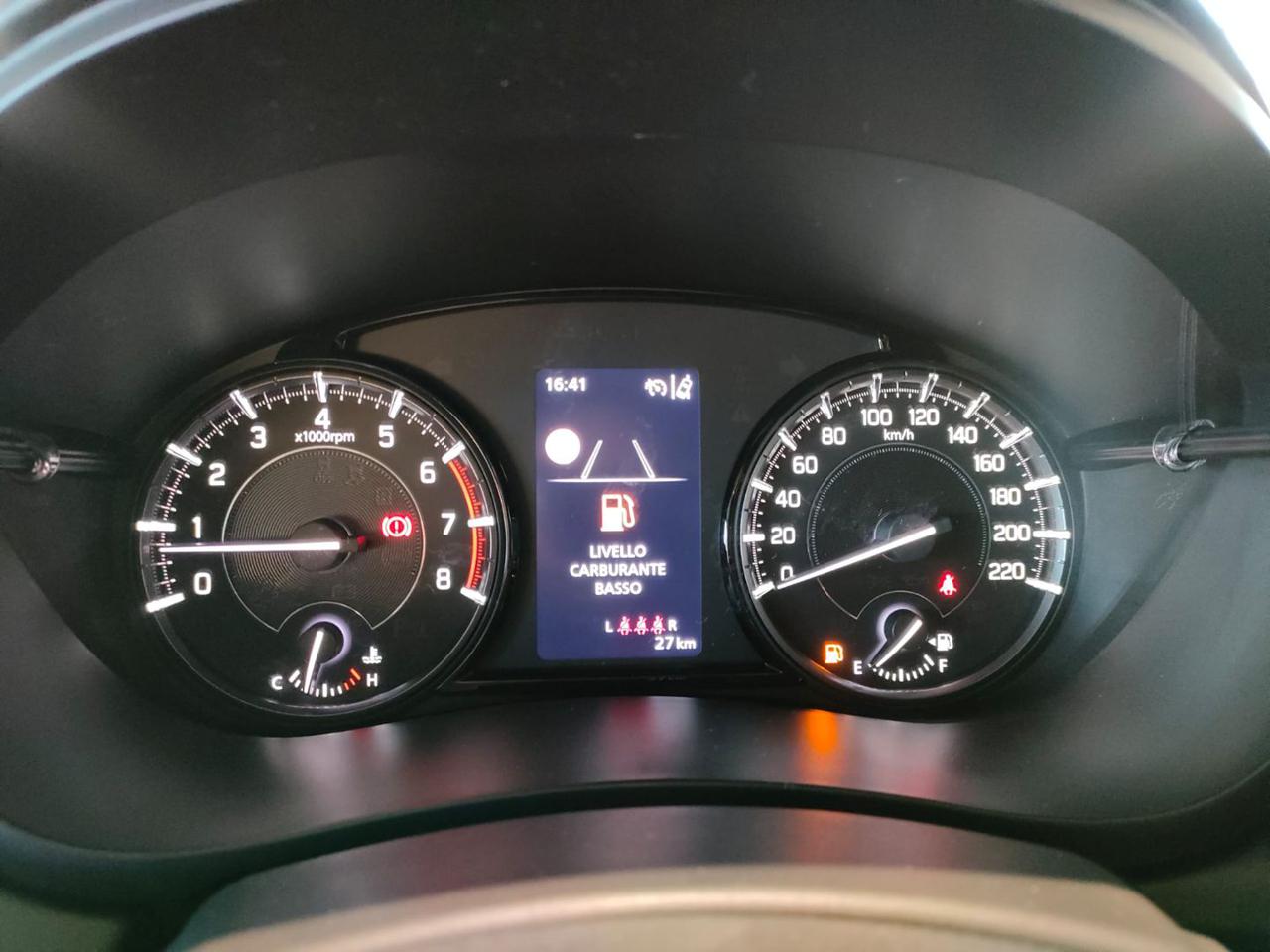 SUZUKI S-Cross 1.4 Hybrid Top - 13