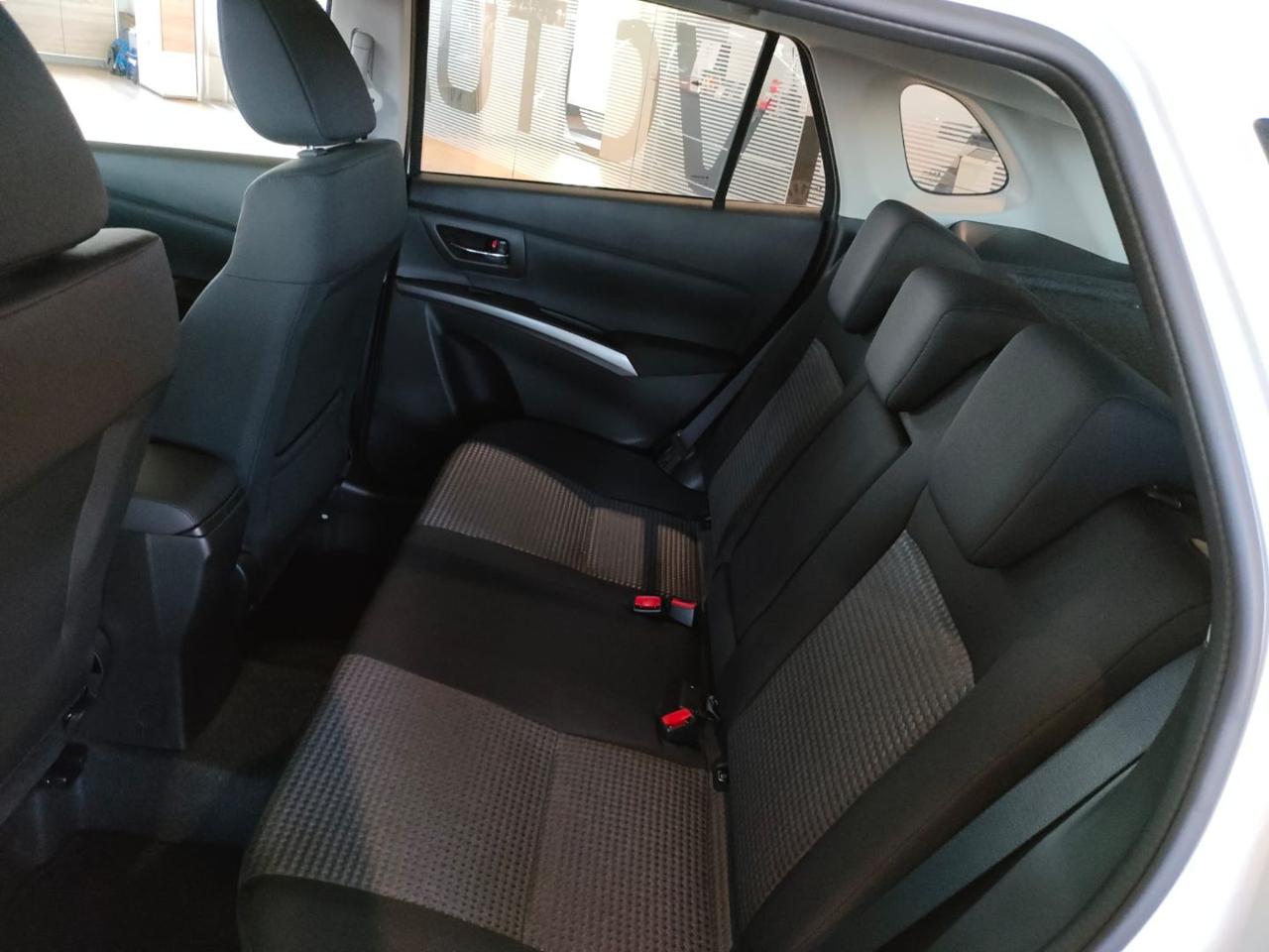 SUZUKI S-Cross 1.4 Hybrid Top - 10