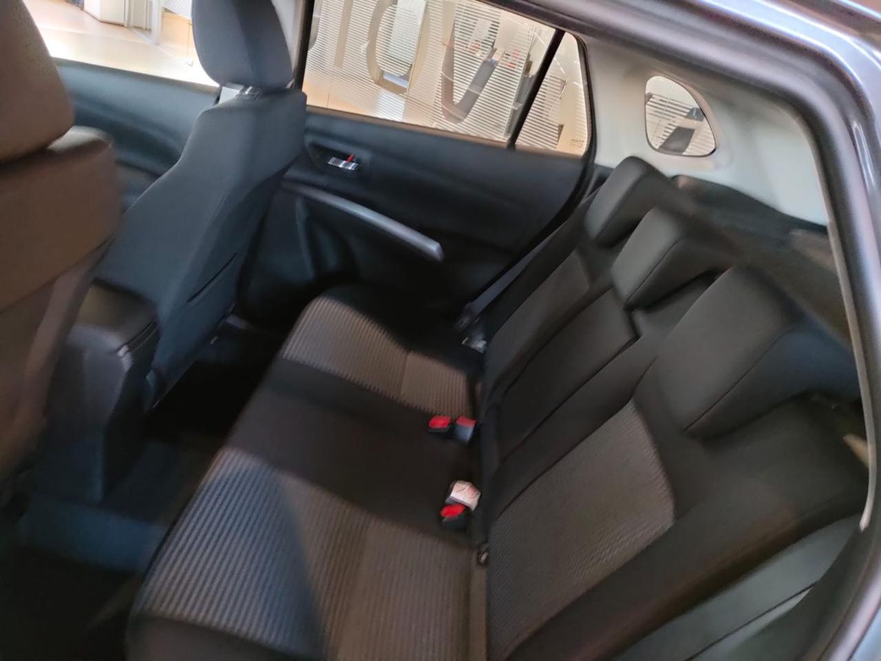 SUZUKI S-Cross 1.4 Hybrid Top - 11