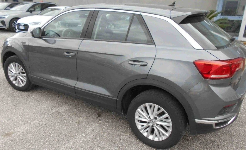 VOLKSWAGEN T-Roc 1.6 TDI SCR Business BlueMotion Technology - 9